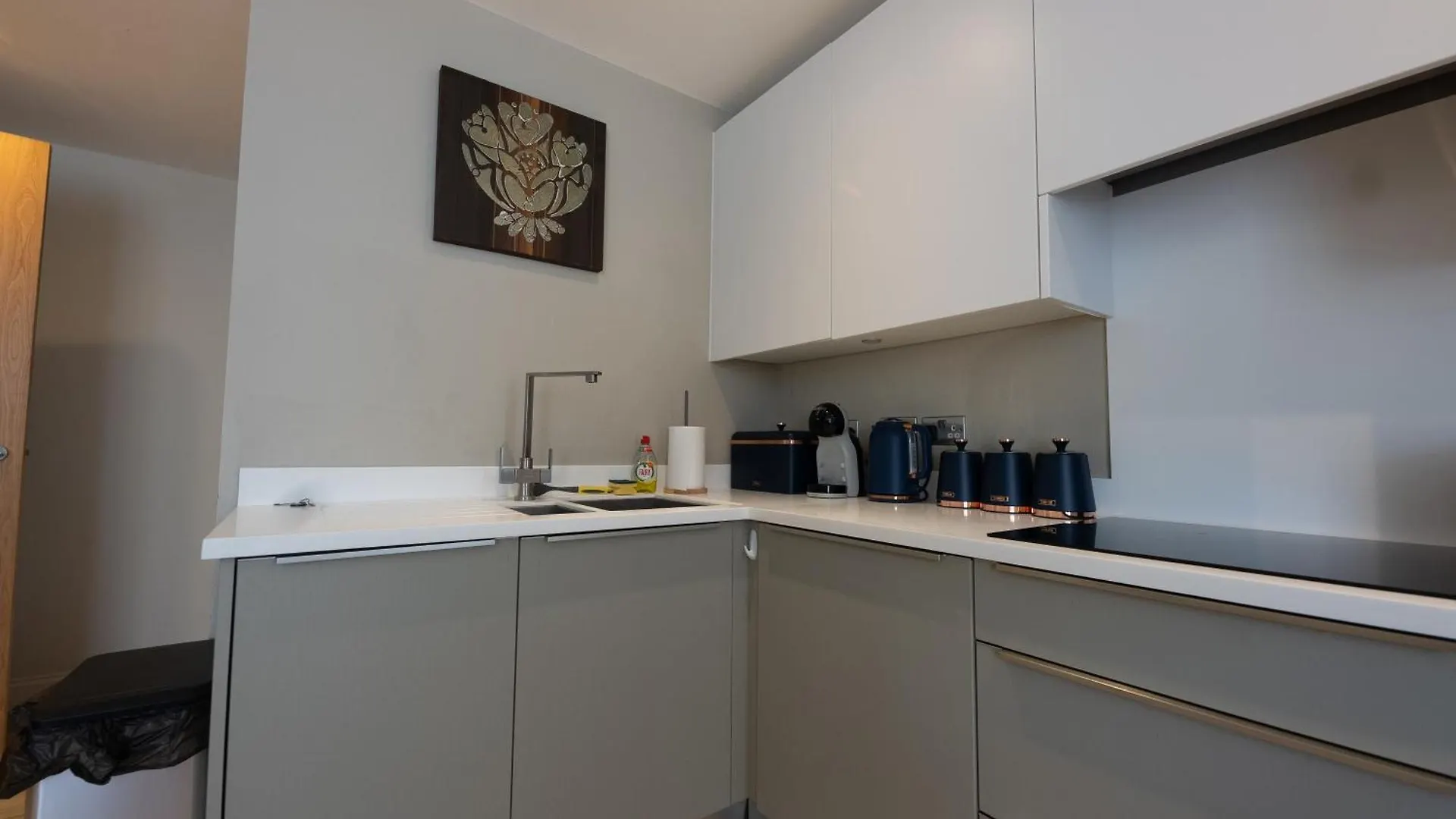 Spacious Apartment In The Heart Of Hove