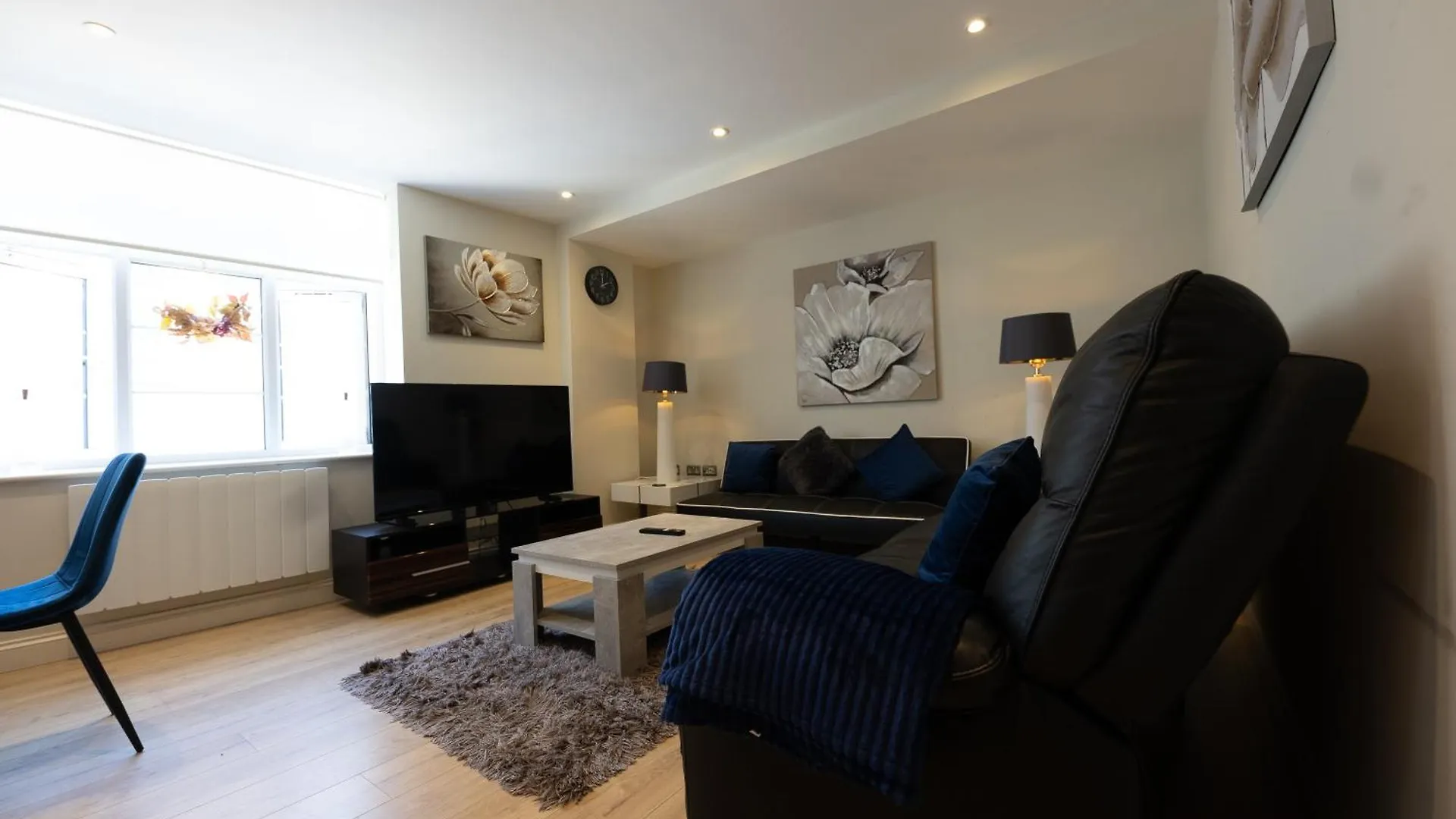 Spacious Apartment In The Heart Of Brighton