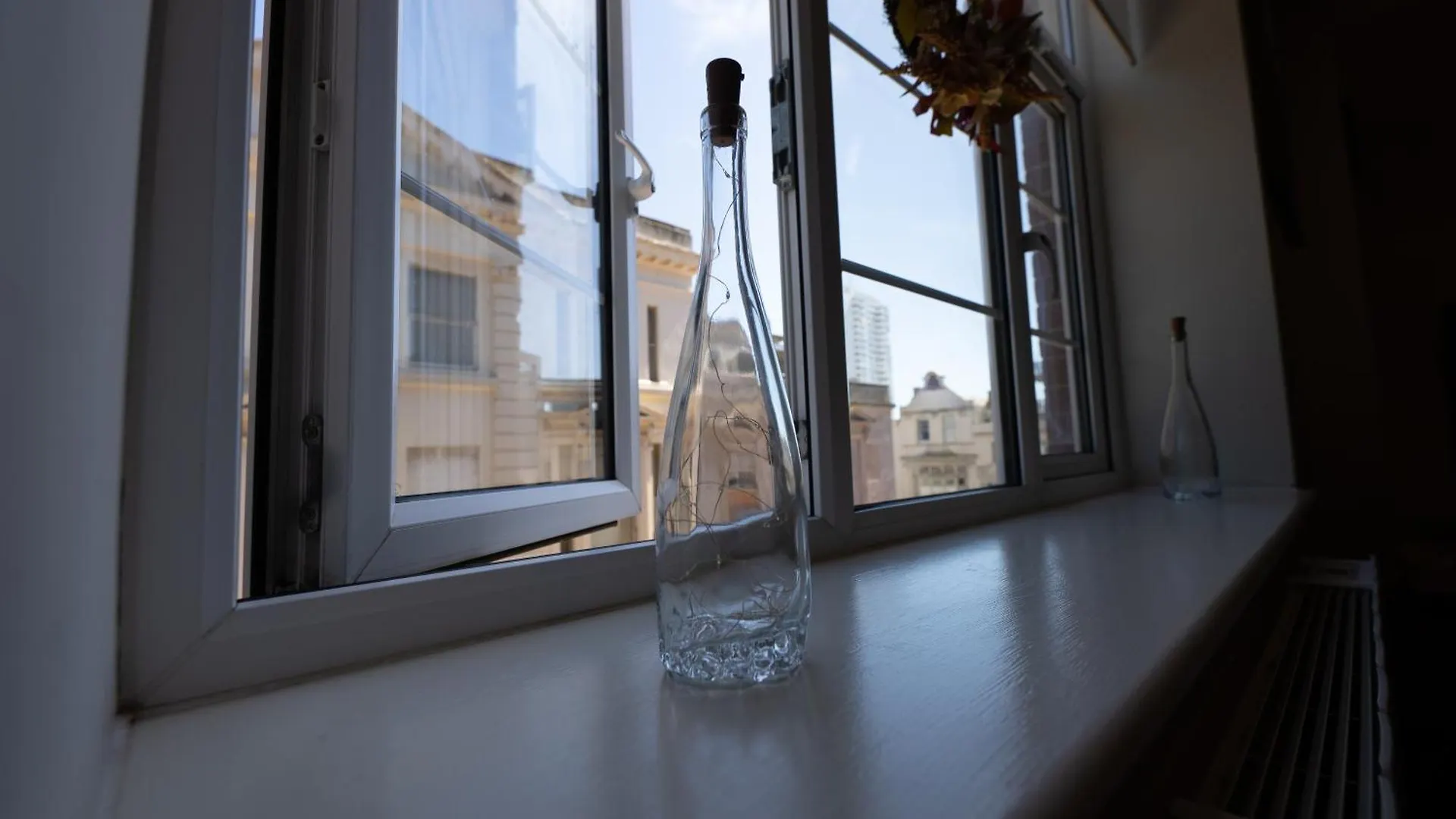 Spacious Apartment In The Heart Of Brighton